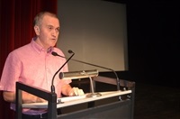 Josep Royo durant la presentació del llibre