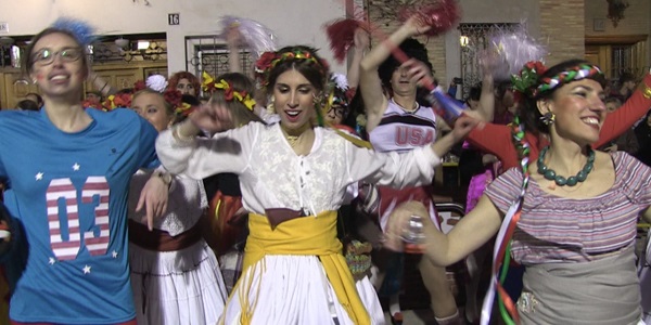 FALLES 2017 - Cavalcada Ninot - Falla Plaça País Valencià