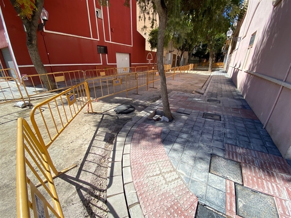 obres_carrer_lluis_vives_marc_2023