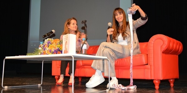 La gimnasta olímpica Almudena Cid parla de com superar les dificultats de la vida