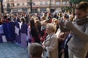 Concentració i acte homenatge a les víctimes de la violència de gènere PB234346